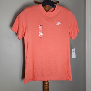 Nike Men’s Orange “The Nike Tee” NWT Size Medium